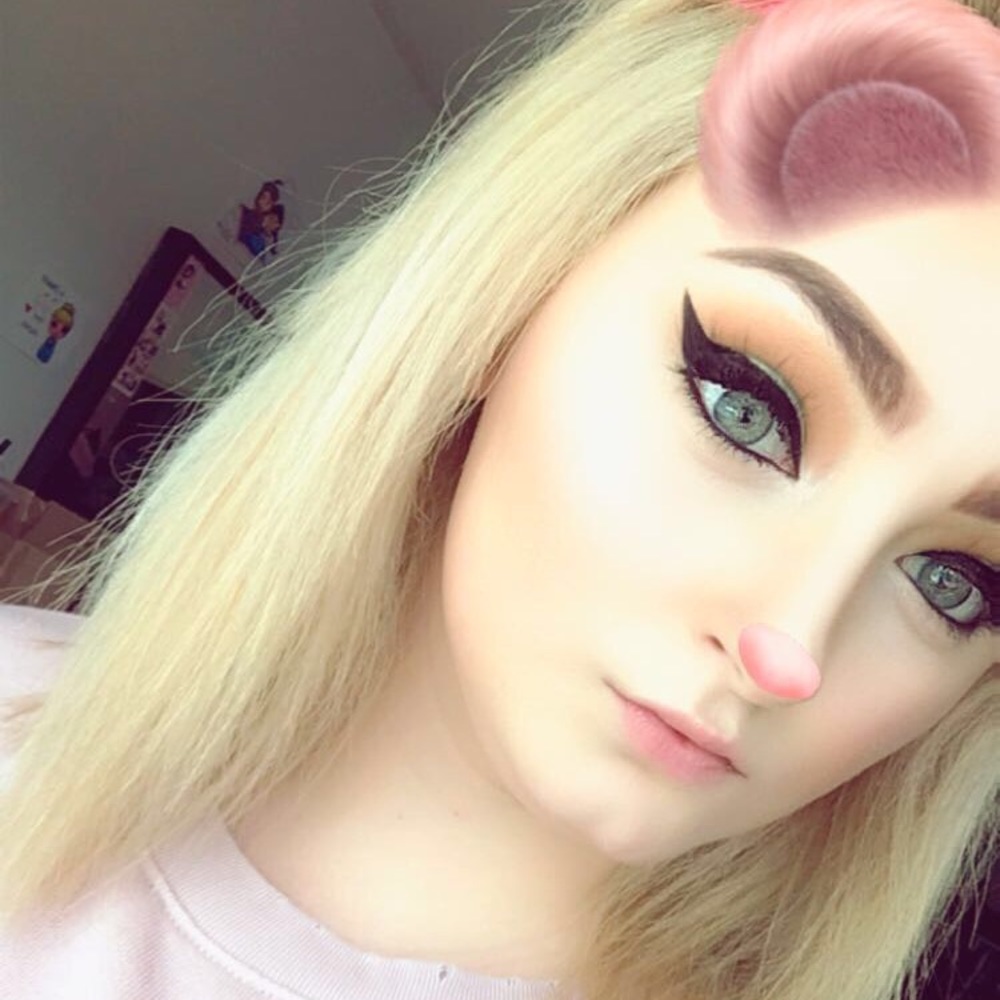 Meet your Posher, Liv